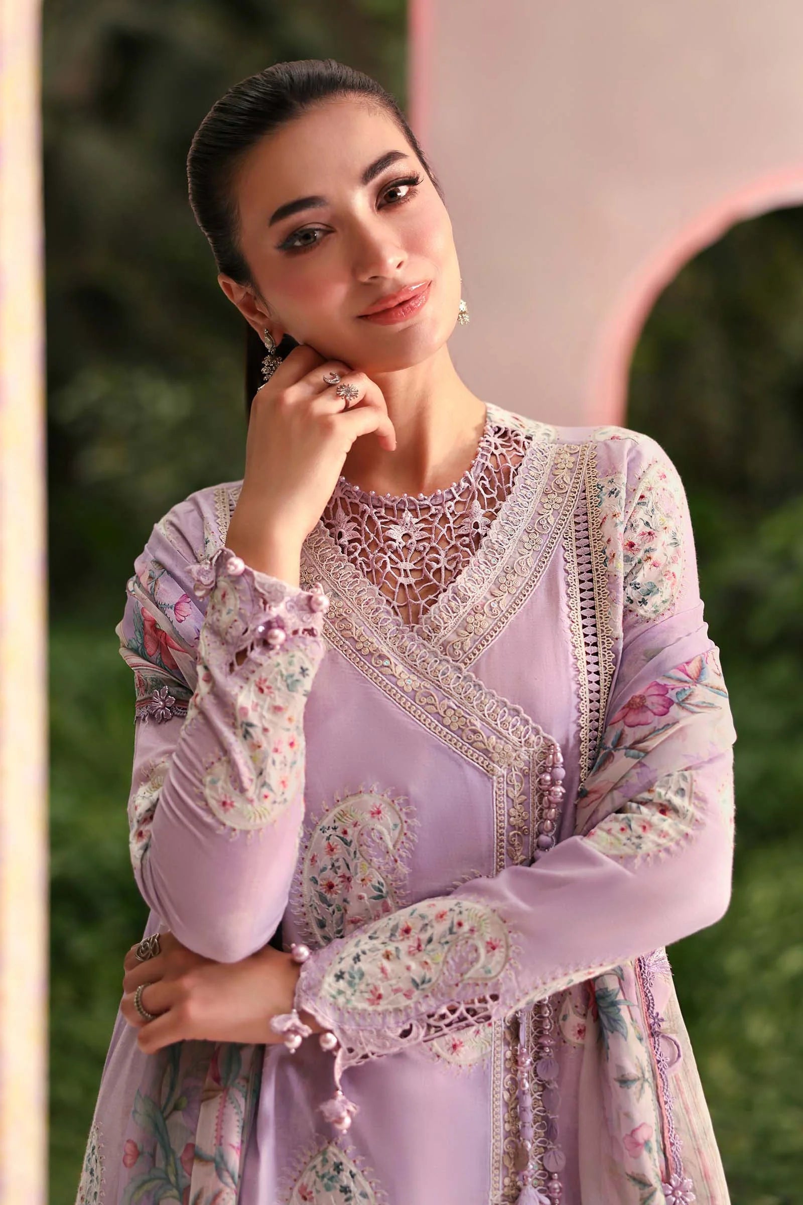 lawn dress with chiffon dupatta 03-Piece Printed Lawn Suit With Chiffon Dupatta